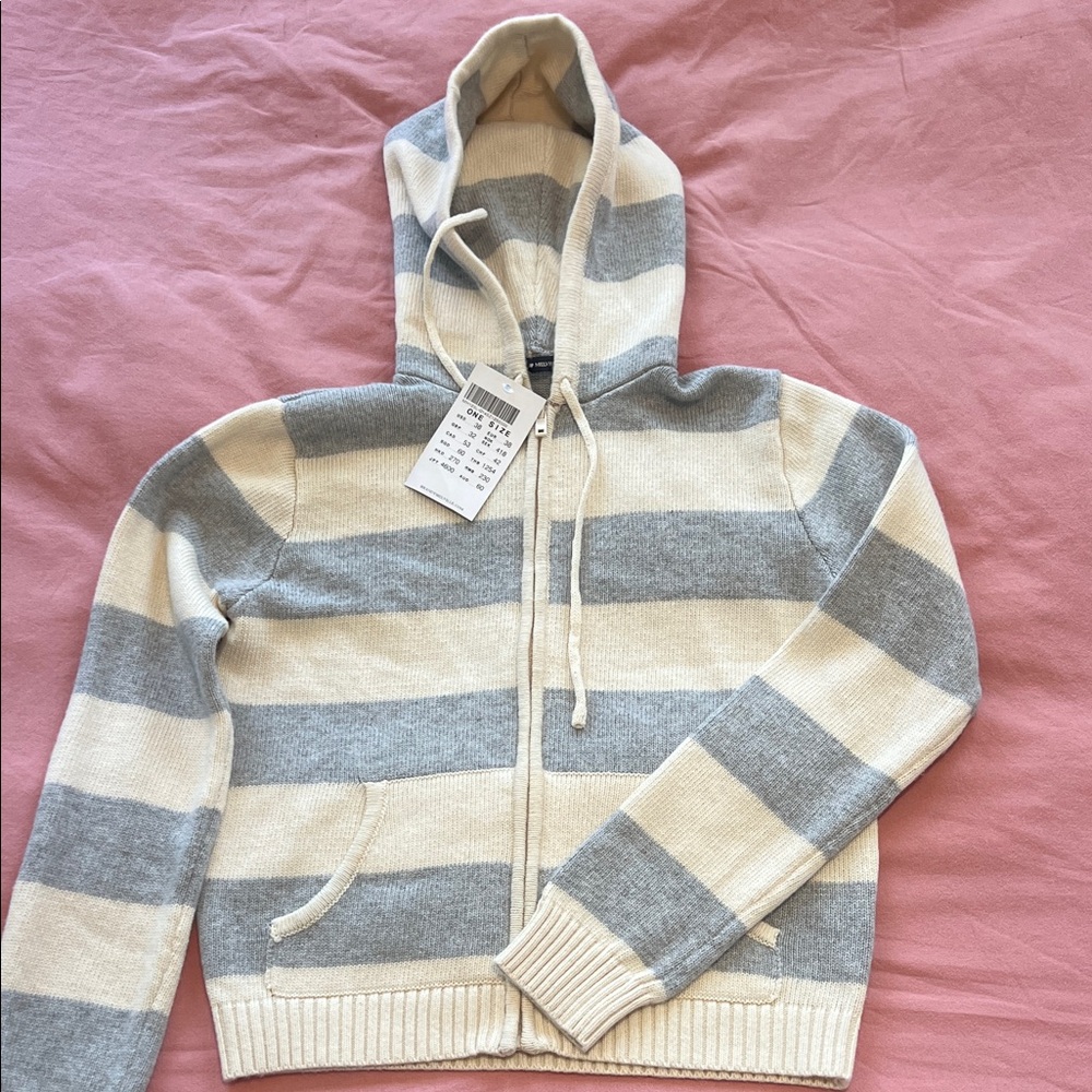 Brandy Melville Striped Zip Hoodie - Cream & Light Gray